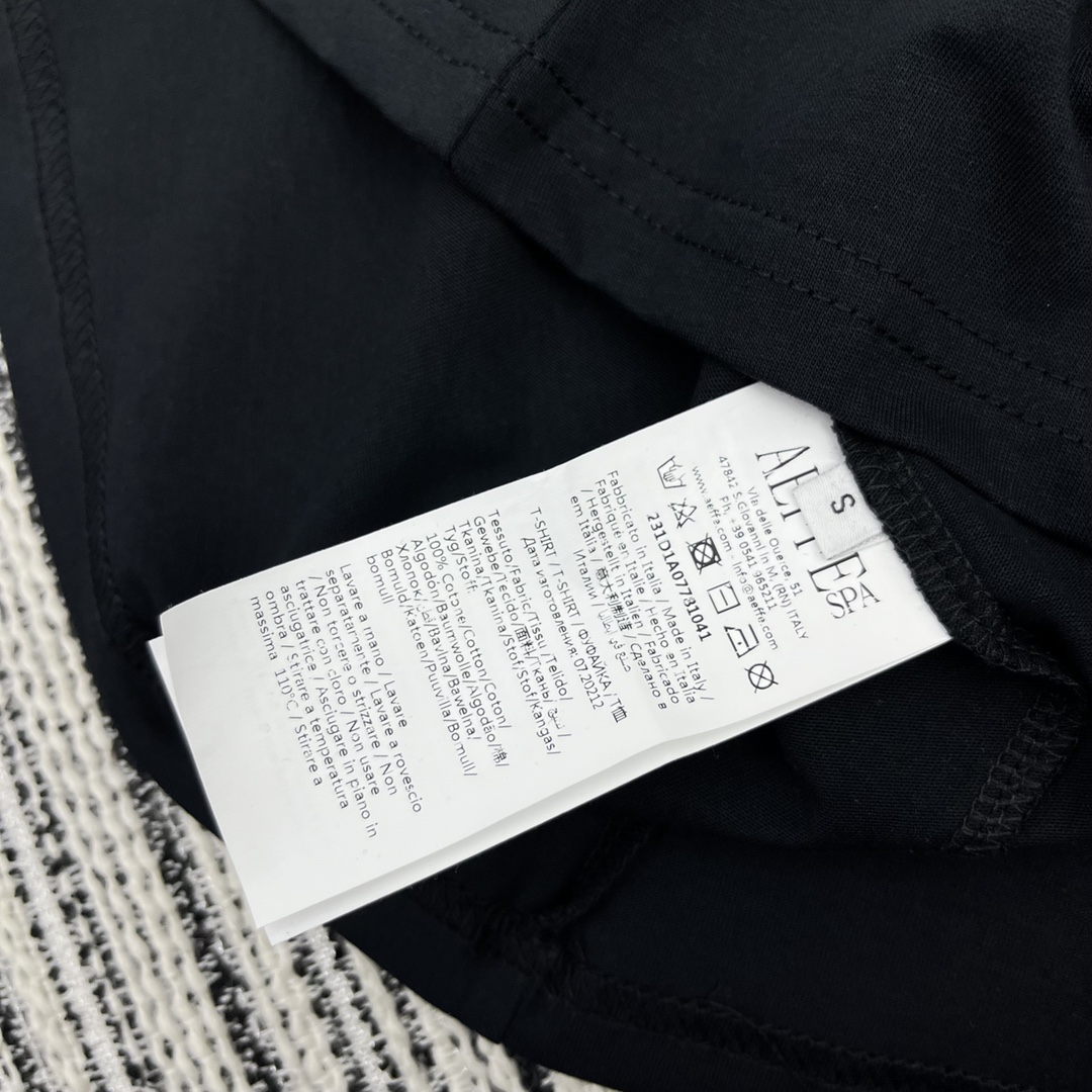 One-Size-Fits-All Female Suit Recommended for 24-Year Spring-Summer Series MoS* T-Shirt - 图片 9