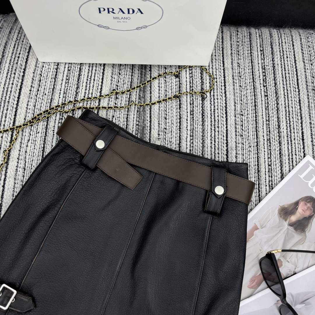 High-End Female Suit with New Sheep-Skin Design for Autumn/Winter 24-Year Collection - 图片 8