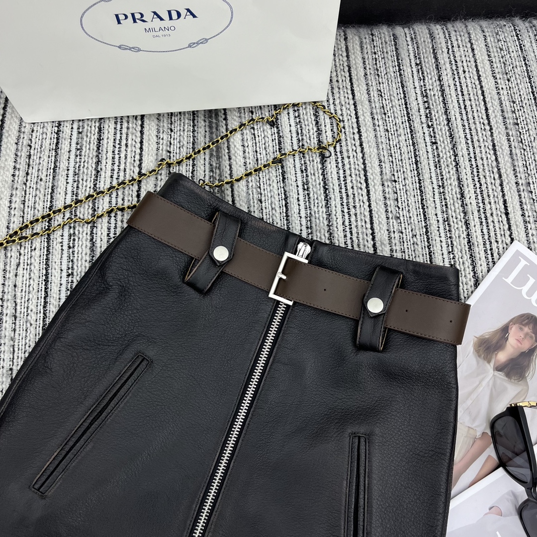 High-End Female Suit with New Sheep-Skin Design for Autumn/Winter 24-Year Collection - 图片 2