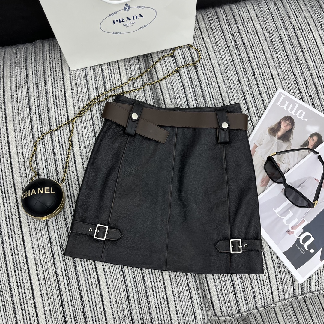 High-End Female Suit with New Sheep-Skin Design for Autumn/Winter 24-Year Collection - 图片 7