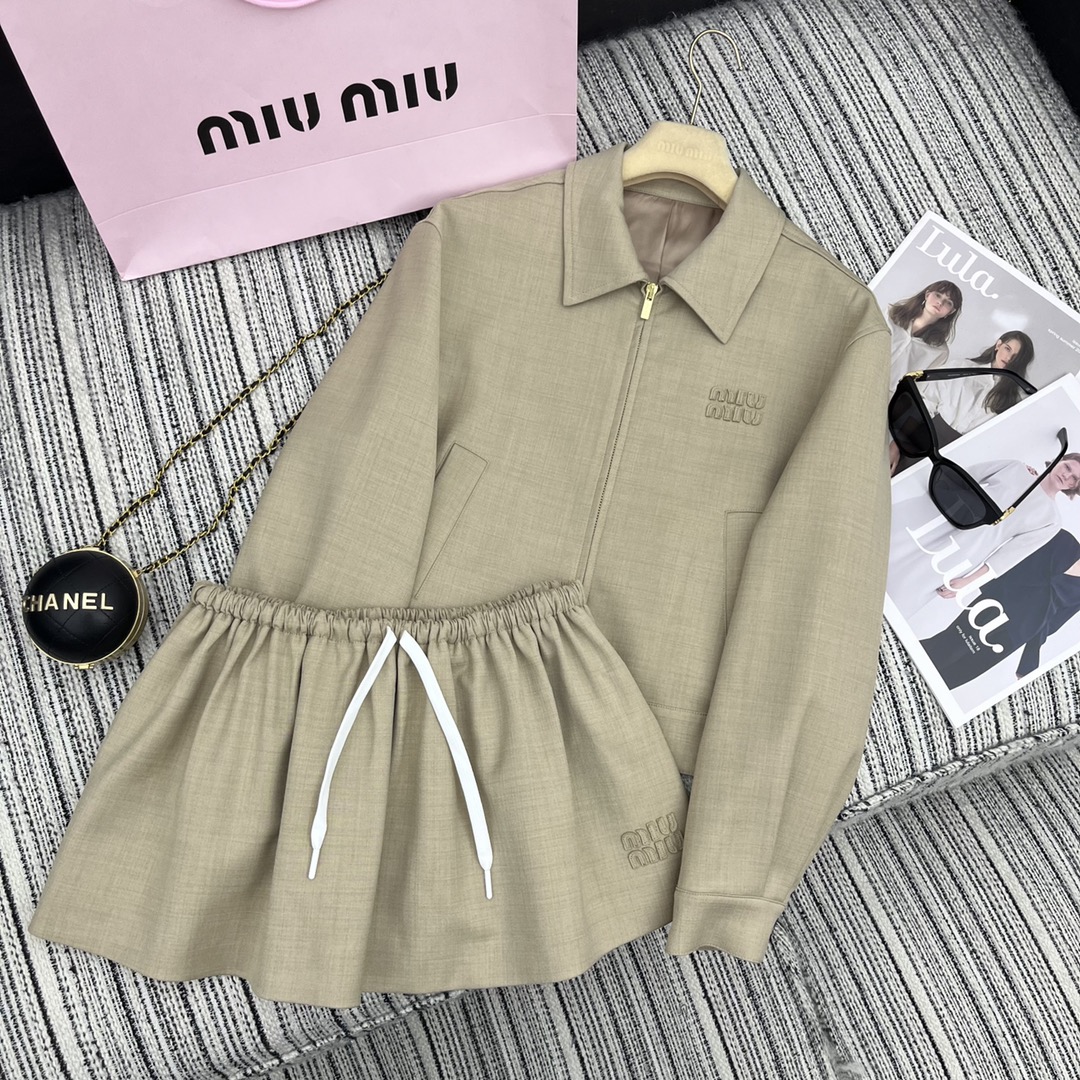 MiuMiu Abbigliamento Giacca & Soprabito Collezione Autunno