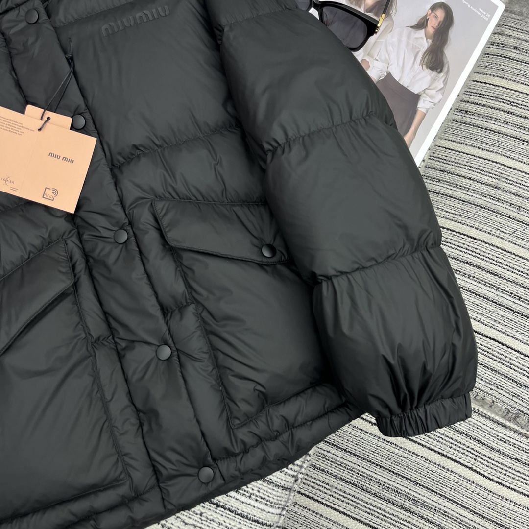Miu Miu Padded Down Jacket in Black, Quilted, Stand Collar Winter Coat 7 i1728458284 2791 3