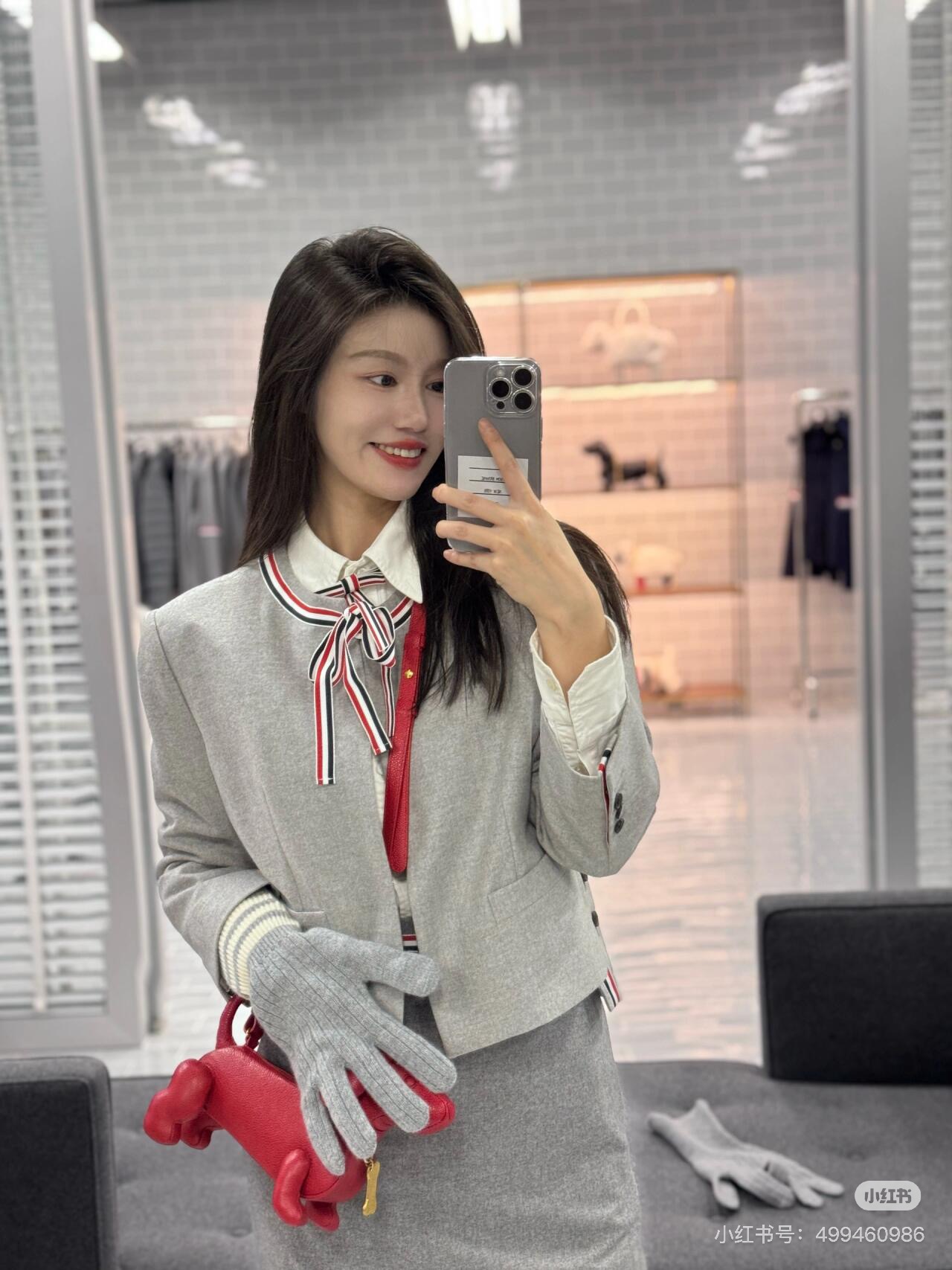 NO:297613,Top skirt and skirt, skirt, skirts, alexander wang19860909上衣半裙小红书,,skirts,alexander wang,Women's clothing