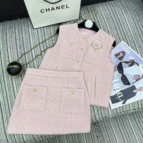 Elegant Tweed Vest and Mini Skirt Set with Camellia Accents 1 Elegant Tweed Vest and Mini Skirt Set with Camellia Accents