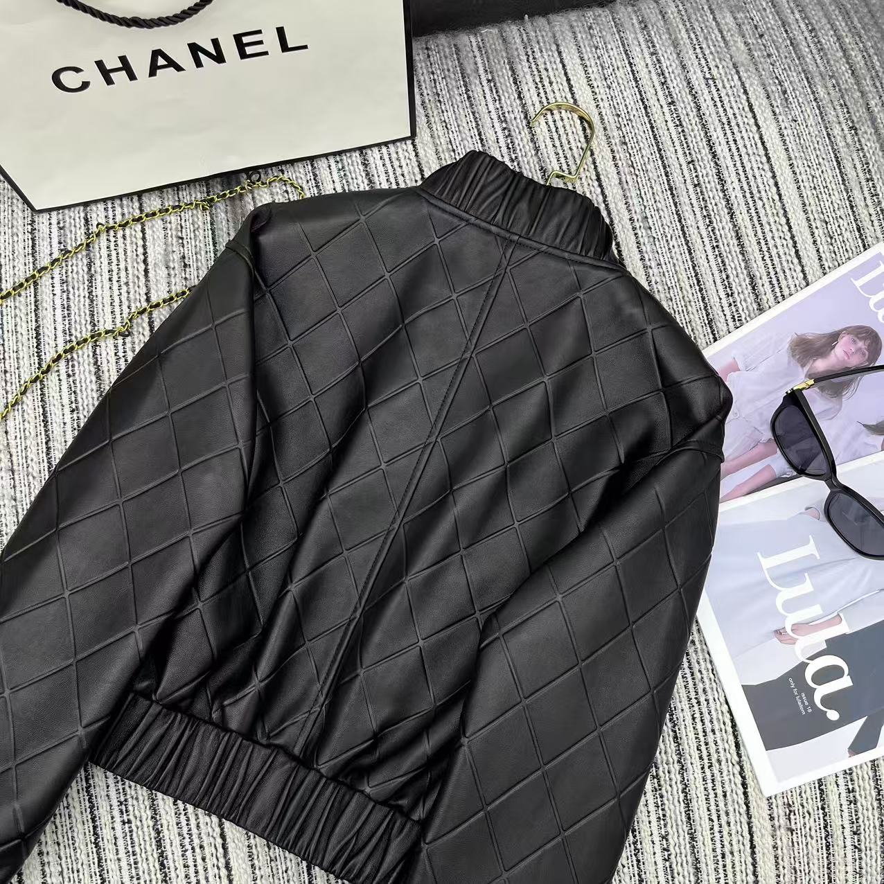 “Custom High-Quality Female Suit with Dust-Proof Bags: P2520 Early Spring Series Review” - 图片 7