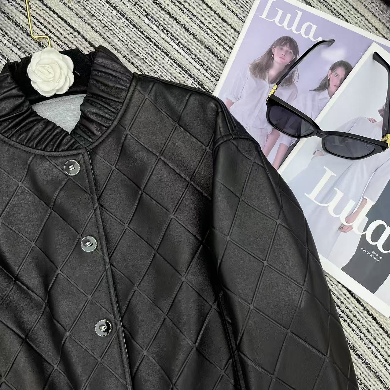 “Custom High-Quality Female Suit with Dust-Proof Bags: P2520 Early Spring Series Review” - 图片 4