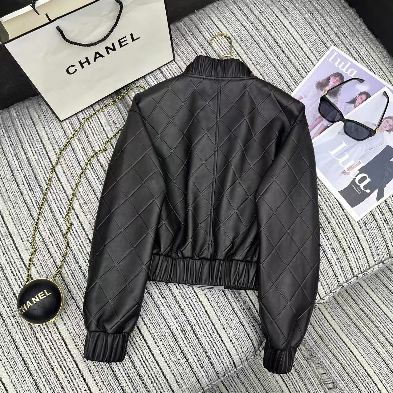“Custom High-Quality Female Suit with Dust-Proof Bags: P2520 Early Spring Series Review” - 图片 8