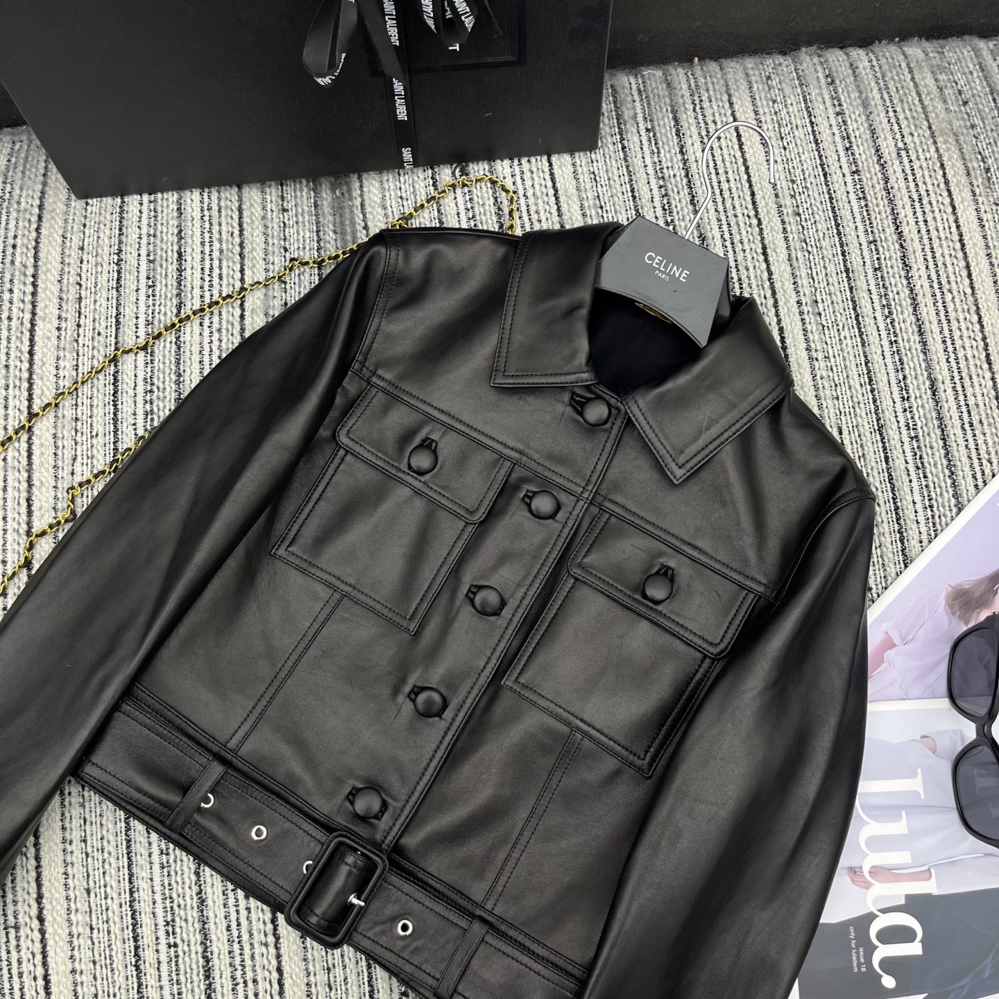 “YSL 25-Year Early Spring & Summer Series: Original Female Suit with Lamb Leather Jacket Design” - 图片 2