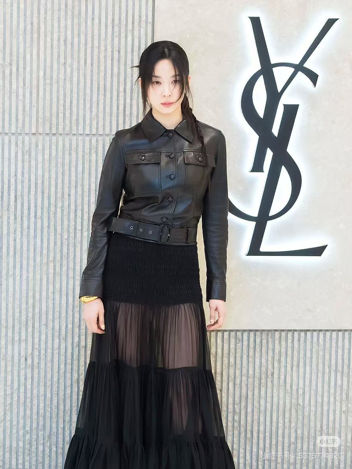 NO:463236,Model number D25081816 Saint Laurent YSL new style, selected simulated small sheep leather texture, handsome and fashionable double pocket belt short PU leather motorcycle jacket!  Black, (M size shoulder width 42, bust 92, sleeve length 62, clothing length 49) hair, saint laurent, saint laurent, jackets & coats, jackets & coats, sheepskin, alexander wang19860909款号D25081816 圣罗兰YSL新款 精选仿真小绵羊皮革质感帅气时髦双口袋腰带短款PU皮机车夹克外套！黑色,（M码肩宽42,胸围92,袖长62,衣长49）发,,saint laurent,saint laurent,jackets & coats,jackets & coats,sheepskin,alexander wang,Women's clothing