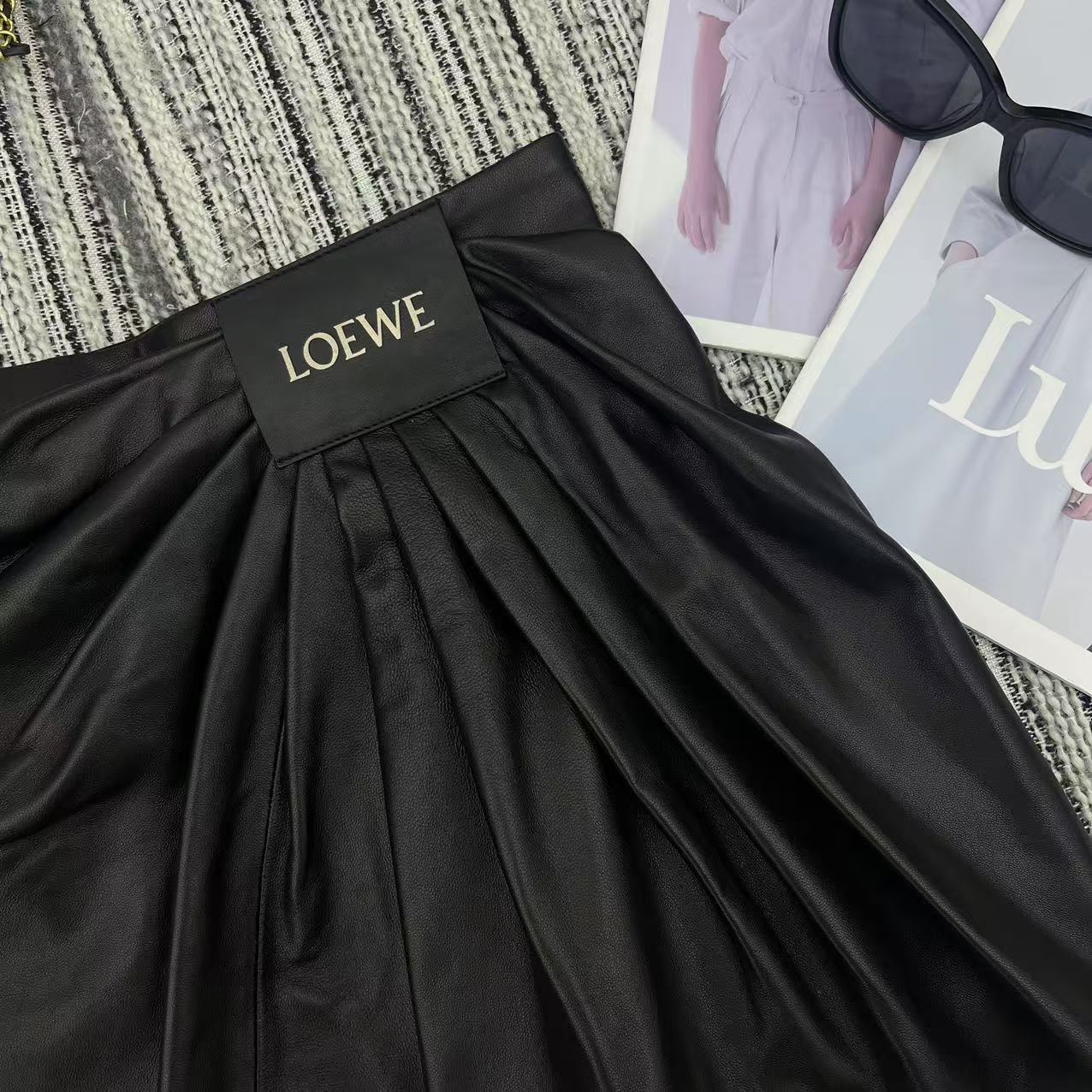 “Women’s One-Size-Fits-All Suit: P1248 Early Spring & Summer Series with Lee* Collection and Short Skirt” - 图片 5