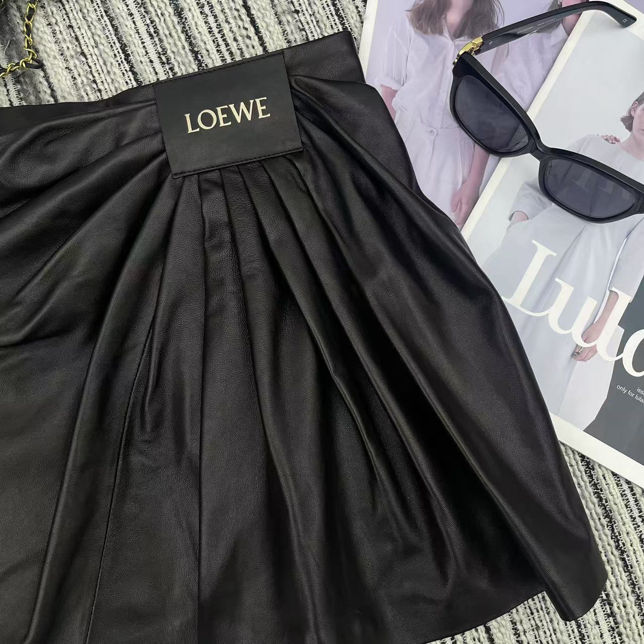 “Women’s One-Size-Fits-All Suit: P1248 Early Spring & Summer Series with Lee* Collection and Short Skirt” - 图片 4