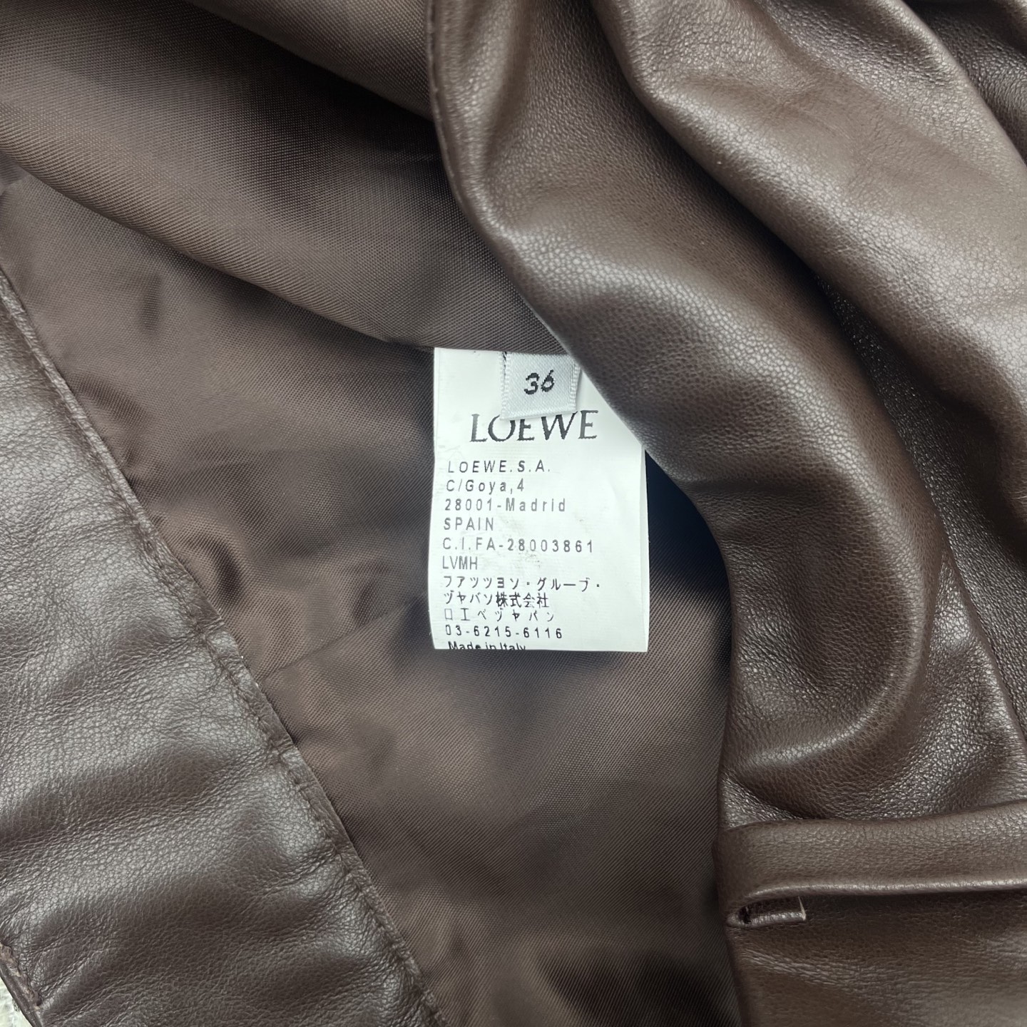 Title: Women’s Fashion: Original Scavenging Female Suit Recommended for Early Autumn, Featuring Broad-Legged Shorts Summary: A stylish female suit priced at P1,800, recommended for - 图片 9