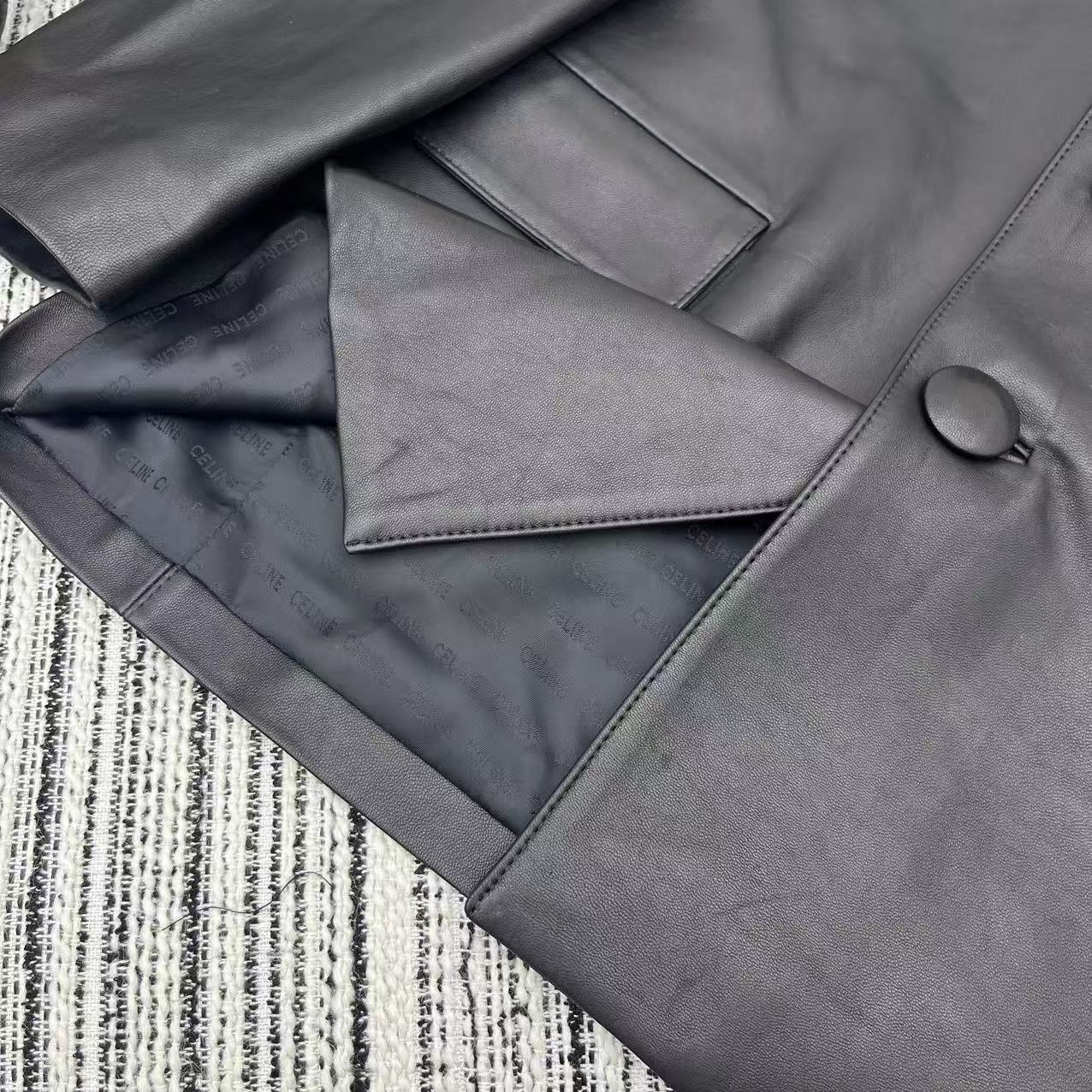 “Rag-Proof Dust-Proof Bag: 25-Year Early Fall Series for Lamb Coat with Big Button” - 图片 6