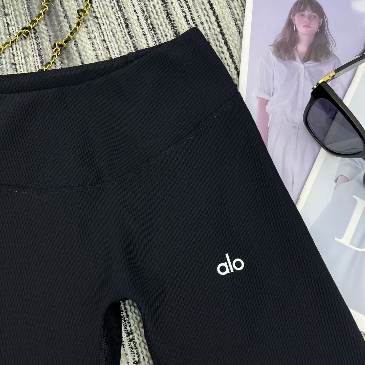 Versatile P334 Female Yoga Suit: Strong Recommendation for 25-Year-Olds in Spring/Summer Collection - 图片 3