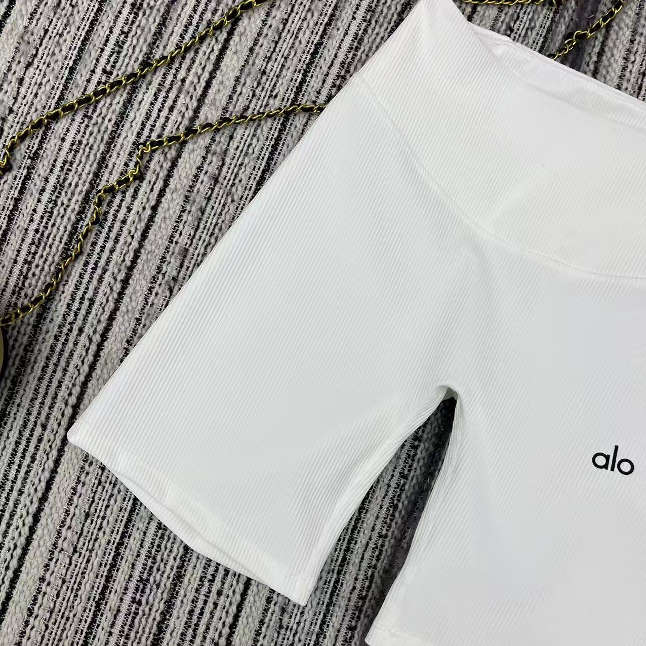 P334: Versatile Female Yoga Shorts for 25-Year-Olds in Spring/Summer Collection - 图片 3