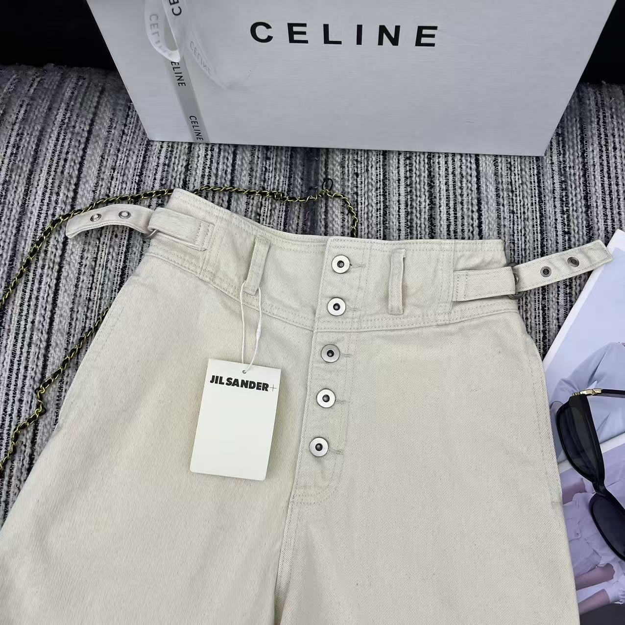 JIL* 25-Year-Old Spring-Summer Series: Strong Recommendation for P403 Female Suit & Letter-Printed Jeans - 图片 4