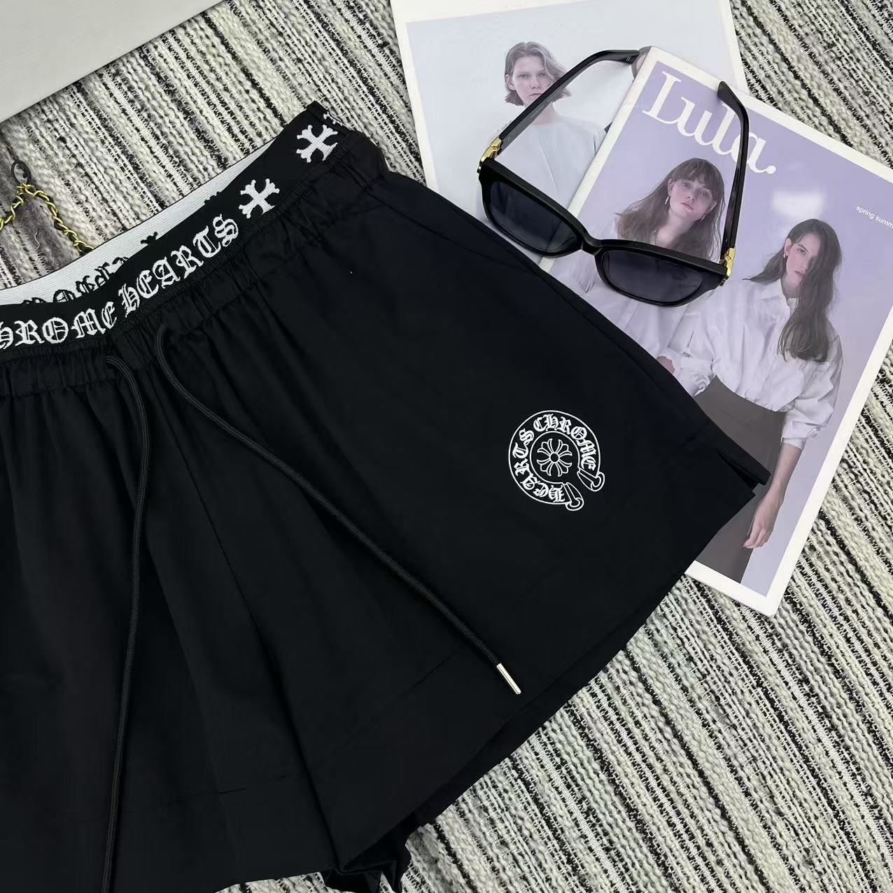 “Stylish Croker New Letter Weave Female Suit for Spring/Summer 25-Year Series” - 图片 5