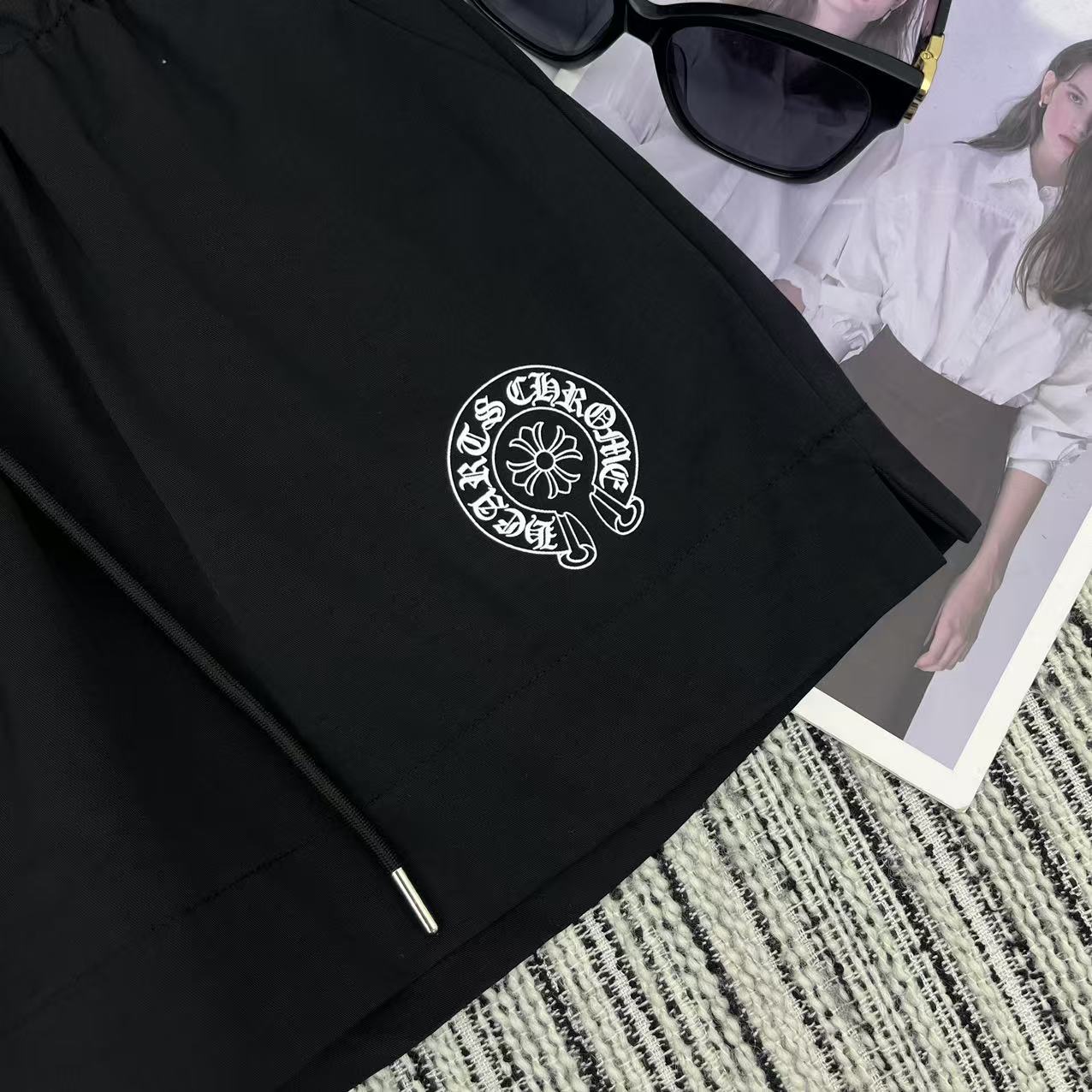 “Stylish Croker New Letter Weave Female Suit for Spring/Summer 25-Year Series” - 图片 6