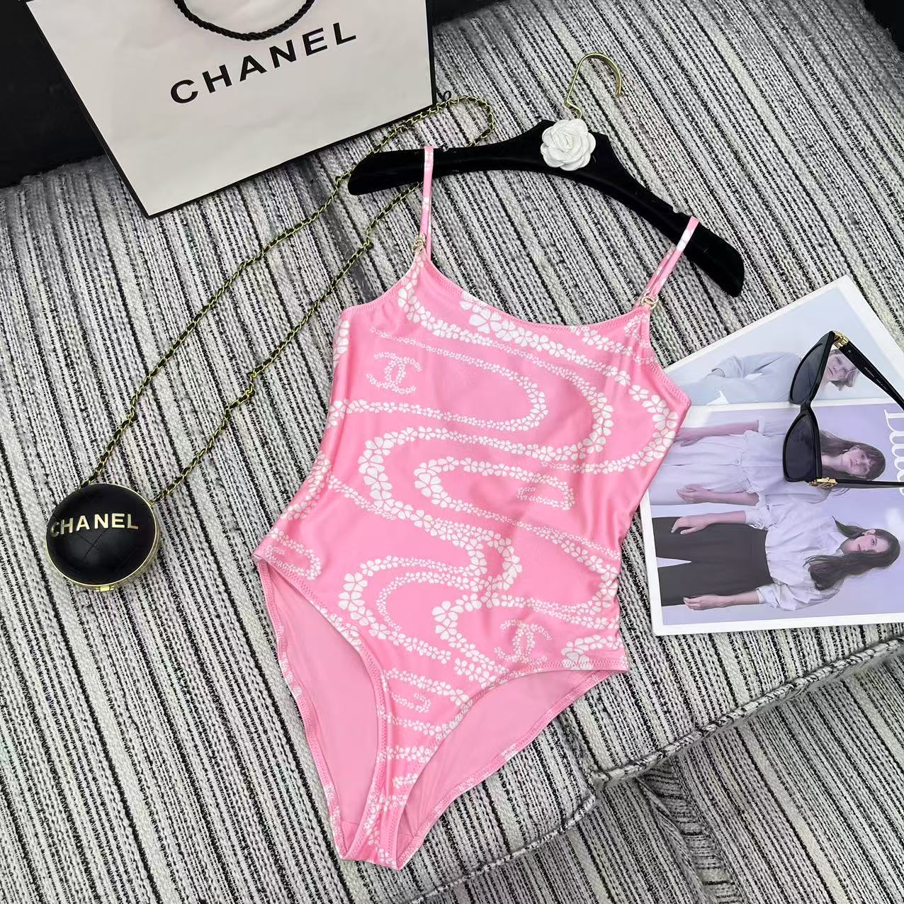 Original Quality Female Swimsuit: Ch* 25C Chain Print, Custom YB Material, Fashionable Design.