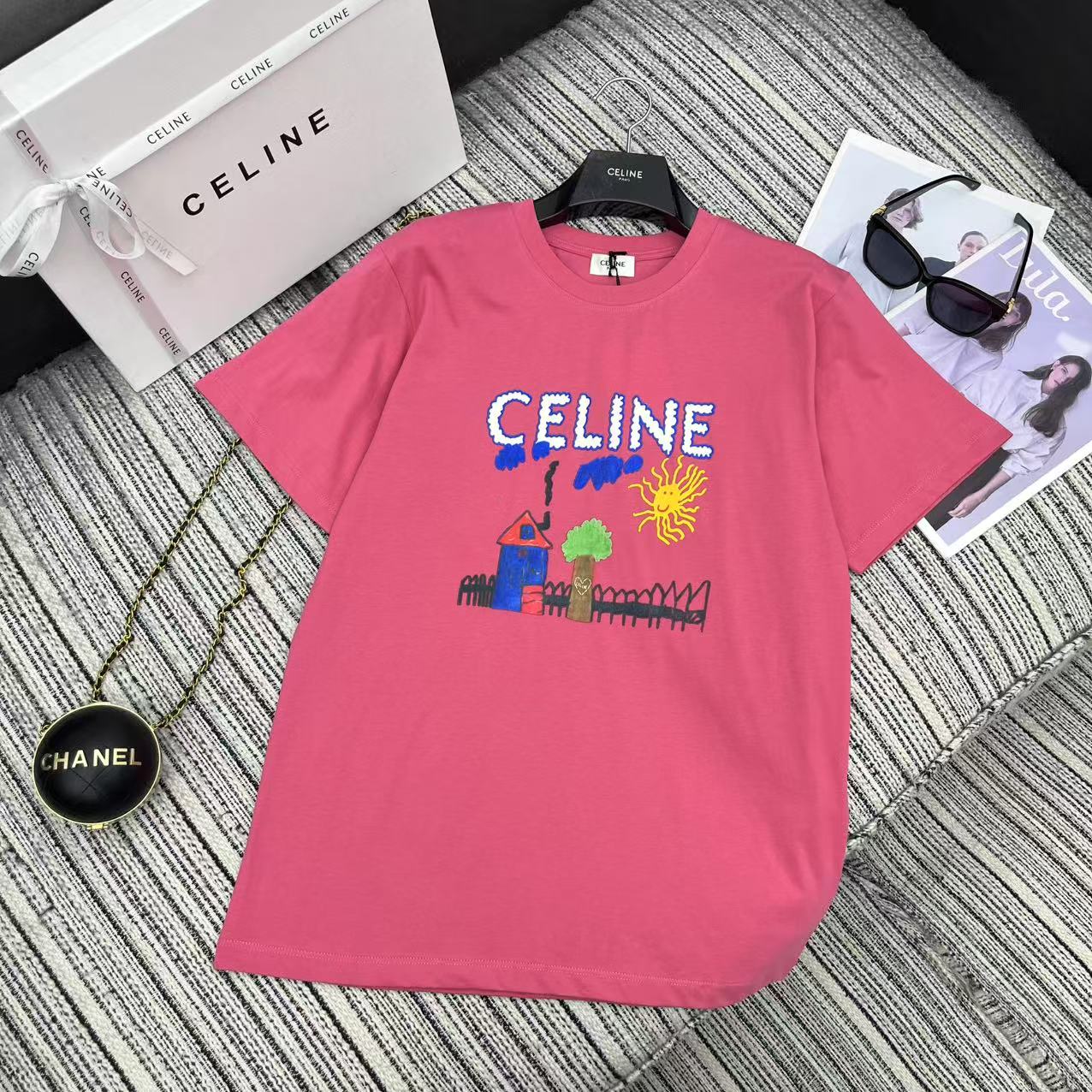 “Versatile Female Suit Package: 25-Year Spring-Summer Series with T-Shirts and Two-Colored SMLS”