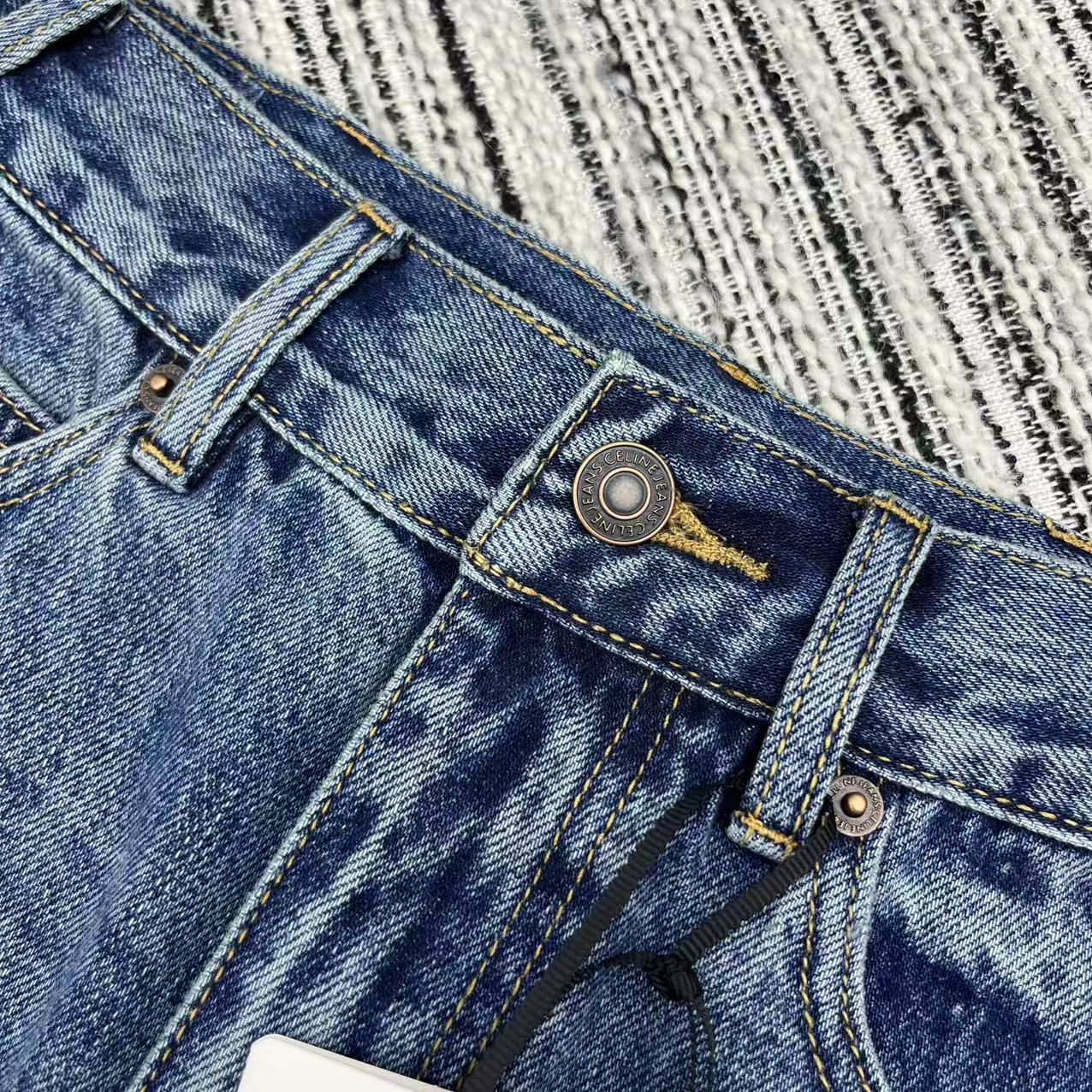 25-Year Spring-Summer Series: New Cowboy Half-Dress with Water Wash Color – Female Packaging Recommendation - 图片 5