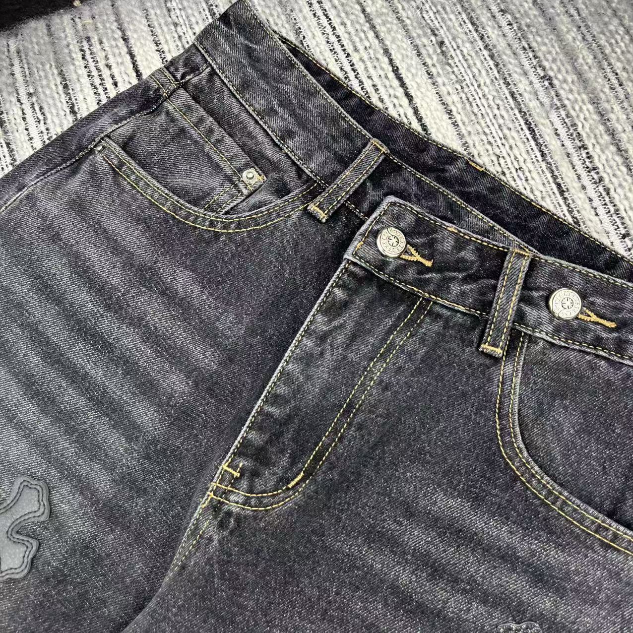 “25-Year-Old Early Autumn Series: Crow’s New Hot Colored Cross-Skinned Design for Jeans” - 图片 3