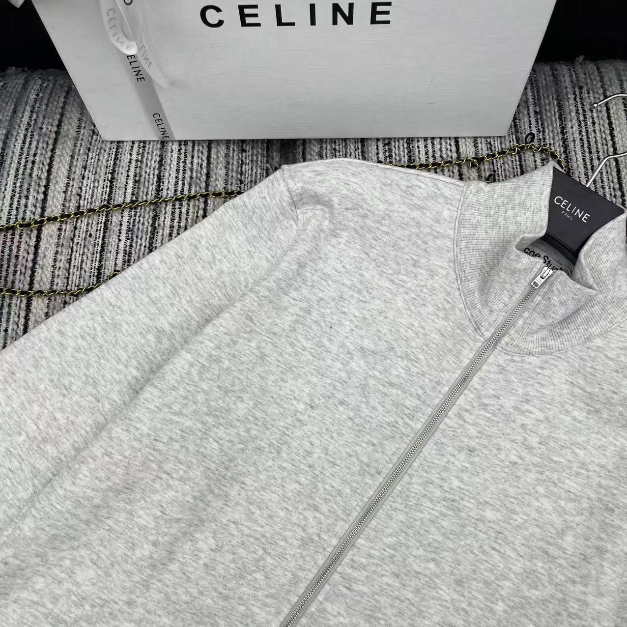 High-Quality Female Suit P636: Stylish, Comfy, and Chic Coat for Autumn Mornings - 图片 3