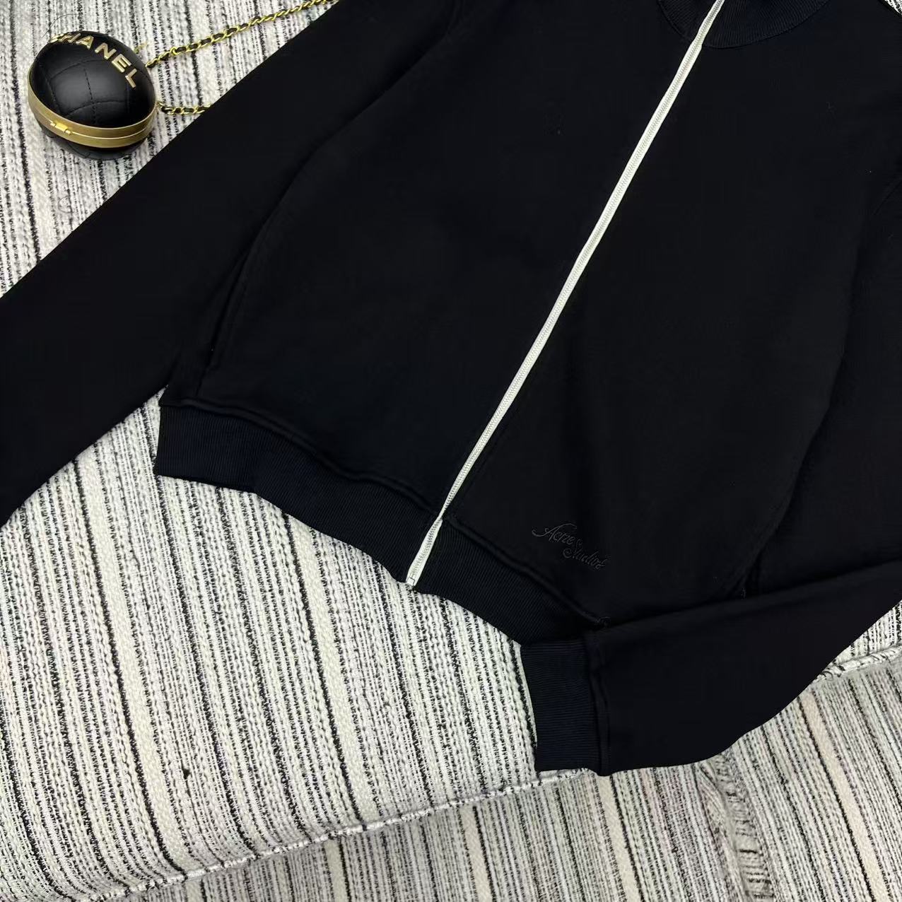 Stylish Female Suit: P636 Recommends Acne Studios 25FW for Autumn Mornings - 图片 4