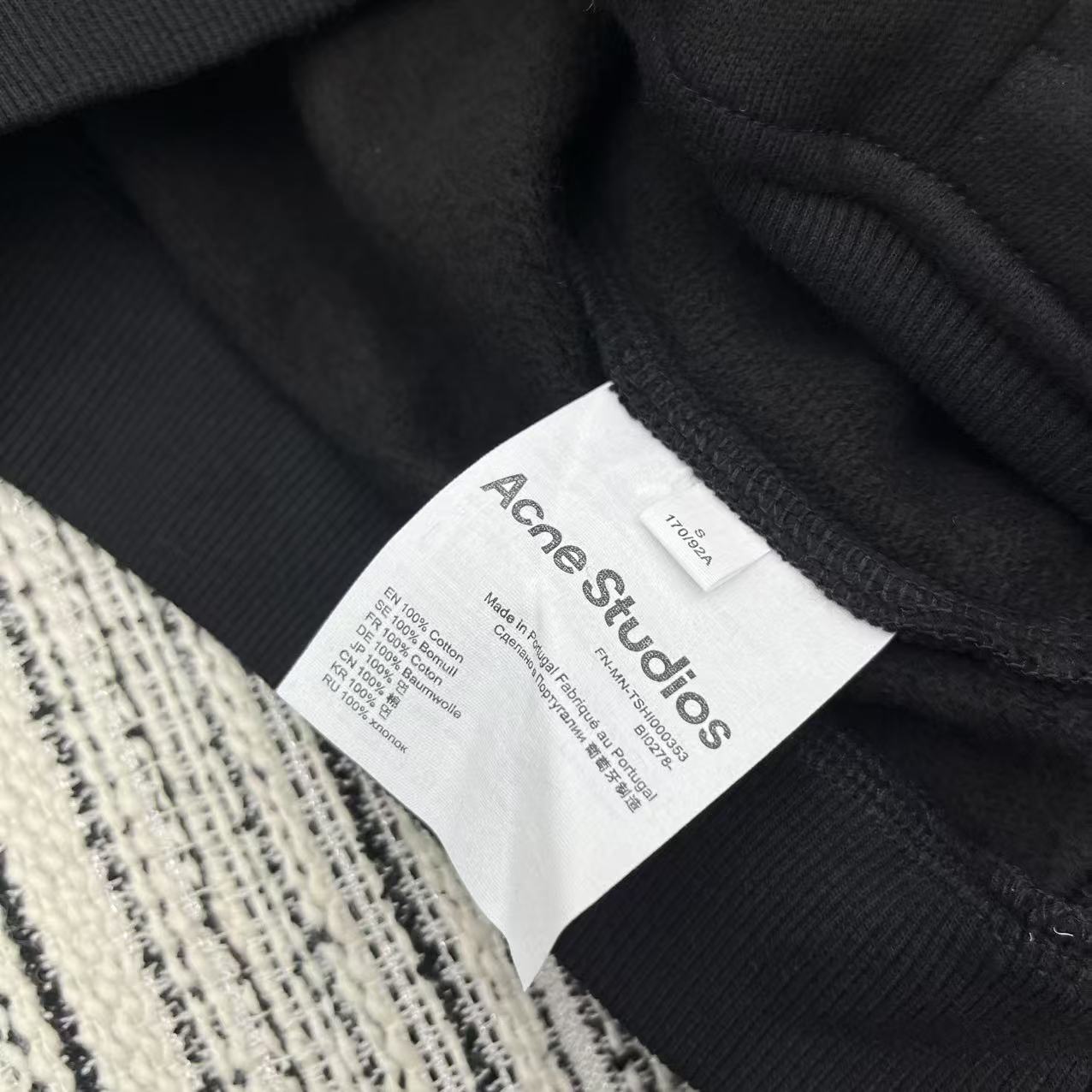 Stylish Female Suit: P636 Recommends Acne Studios 25FW for Autumn Mornings - 图片 9