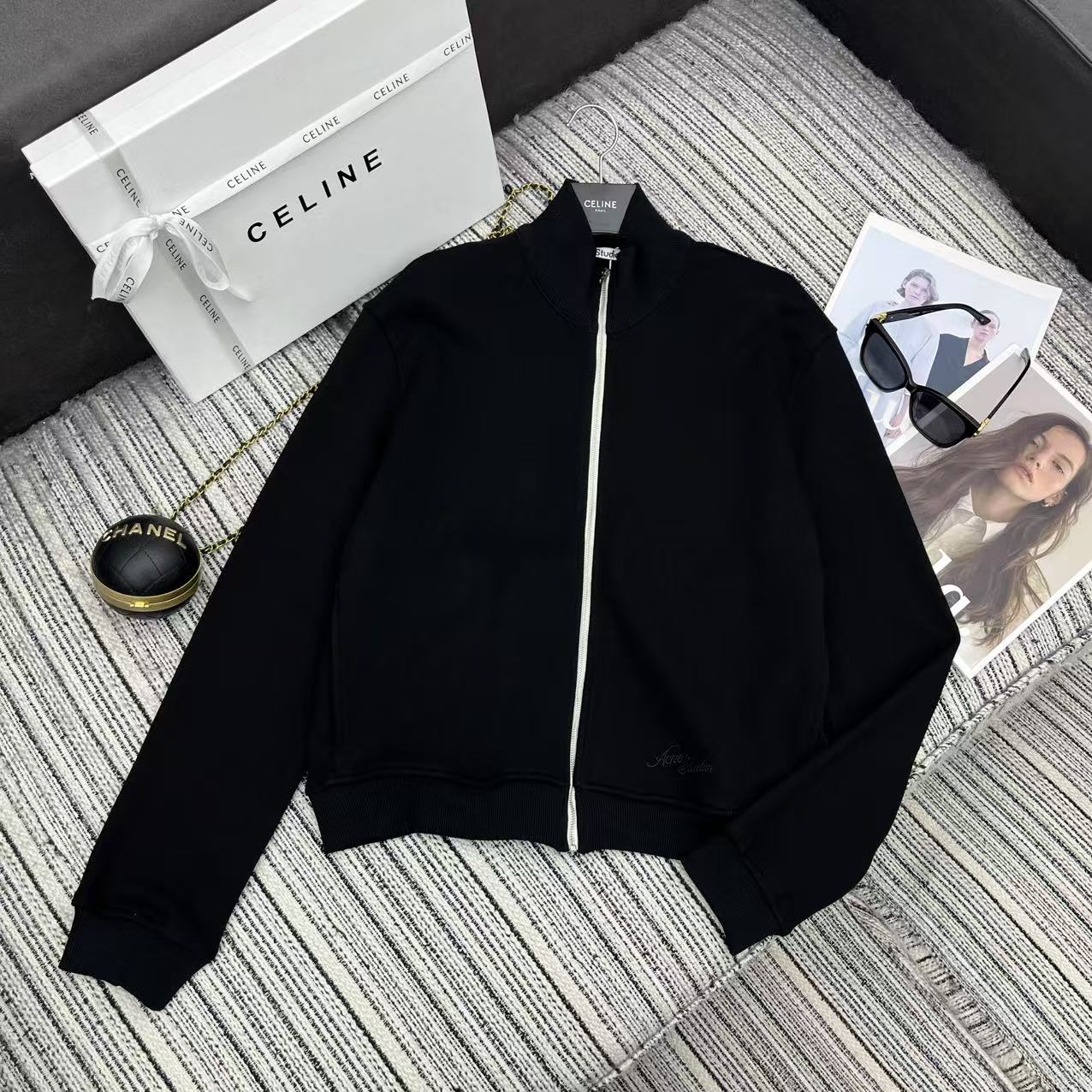 Stylish Female Suit: P636 Recommends Acne Studios 25FW for Autumn Mornings - 图片 1
