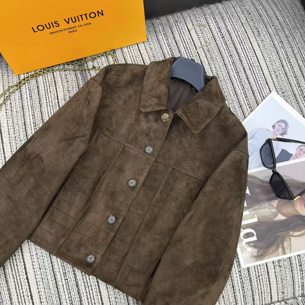 Title: P2520 Original Draught with Dust-Proof Bags, 25-Year Early Autumn/Winter Series Lou* Gator Tweed Jacket Summary: High-quality velvet jacket for autumn/winter, - 图片 2