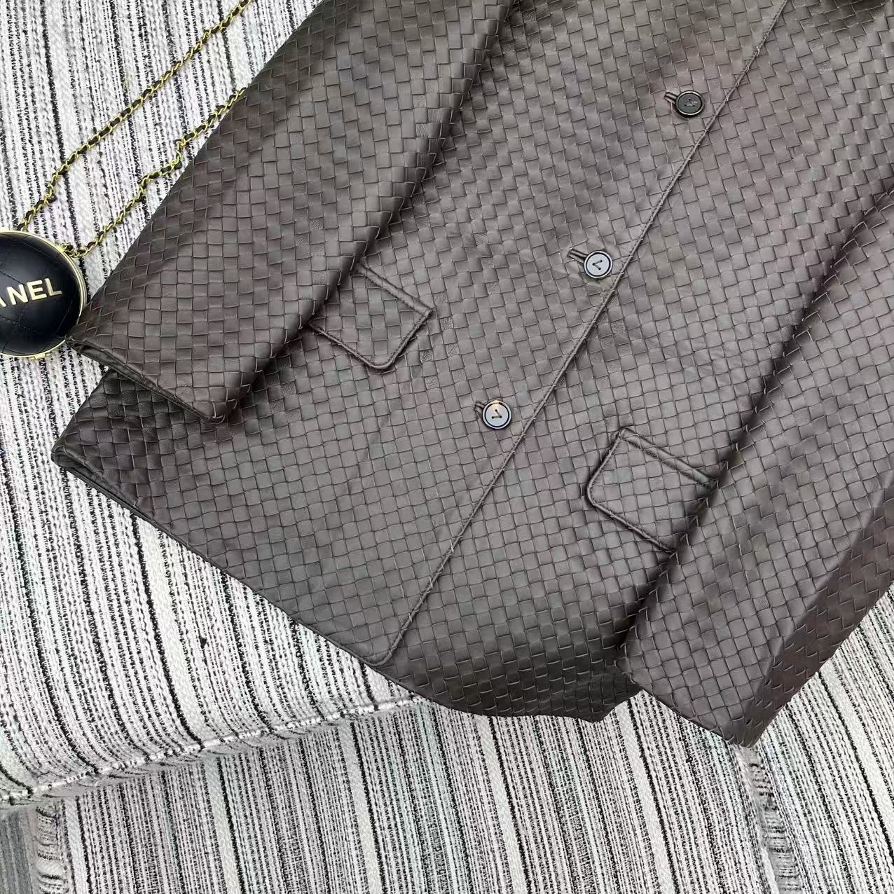 “25-Year Early Autumn and Winter Series: Female Suit with Sheep-Skin Coat Recommendation” - 图片 6