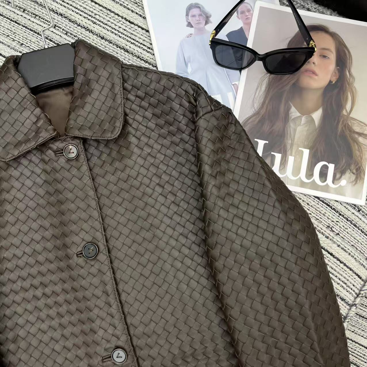 “25-Year Early Autumn and Winter Series: Female Suit with Sheep-Skin Coat Recommendation” - 图片 4