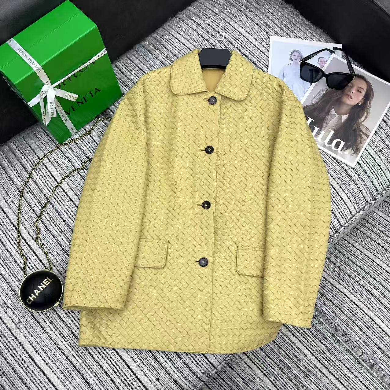 25-Year Early Autumn/Winter Series: Female Suit with Dustproof Bags & Knitted Sheep-Skin Coat
