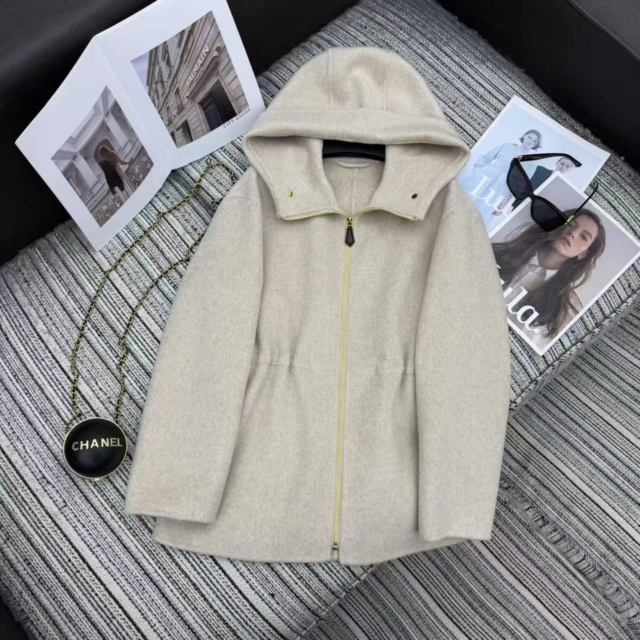 NO:638436,Highly recommended 25 years early autumn and winter series LP* new hooded double-sided cashmere mid-length coat with drawstring waist design 100% cashmere high-end quality YB1:1 customization custom hardware zipper SML, women's clothing, loro piana, jackets & coats, hats, alexander wang19860909强烈推荐 25年早秋冬系列 LP*新款连帽双面羊绒中长款大衣外套 腰间抽绳设计 百分百山羊绒 高端品质 YB1:1定制 定制五金拉链 SML,女装,loro piana,jackets & coats,hats,alexander wang,Women's clothing
