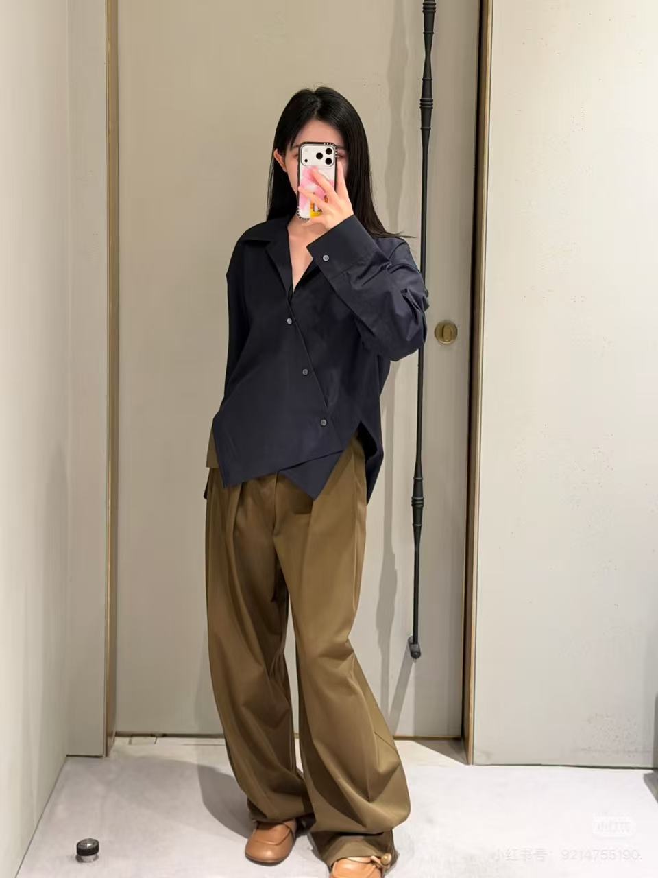 NO:731760,,,19860909,,,Women's clothing