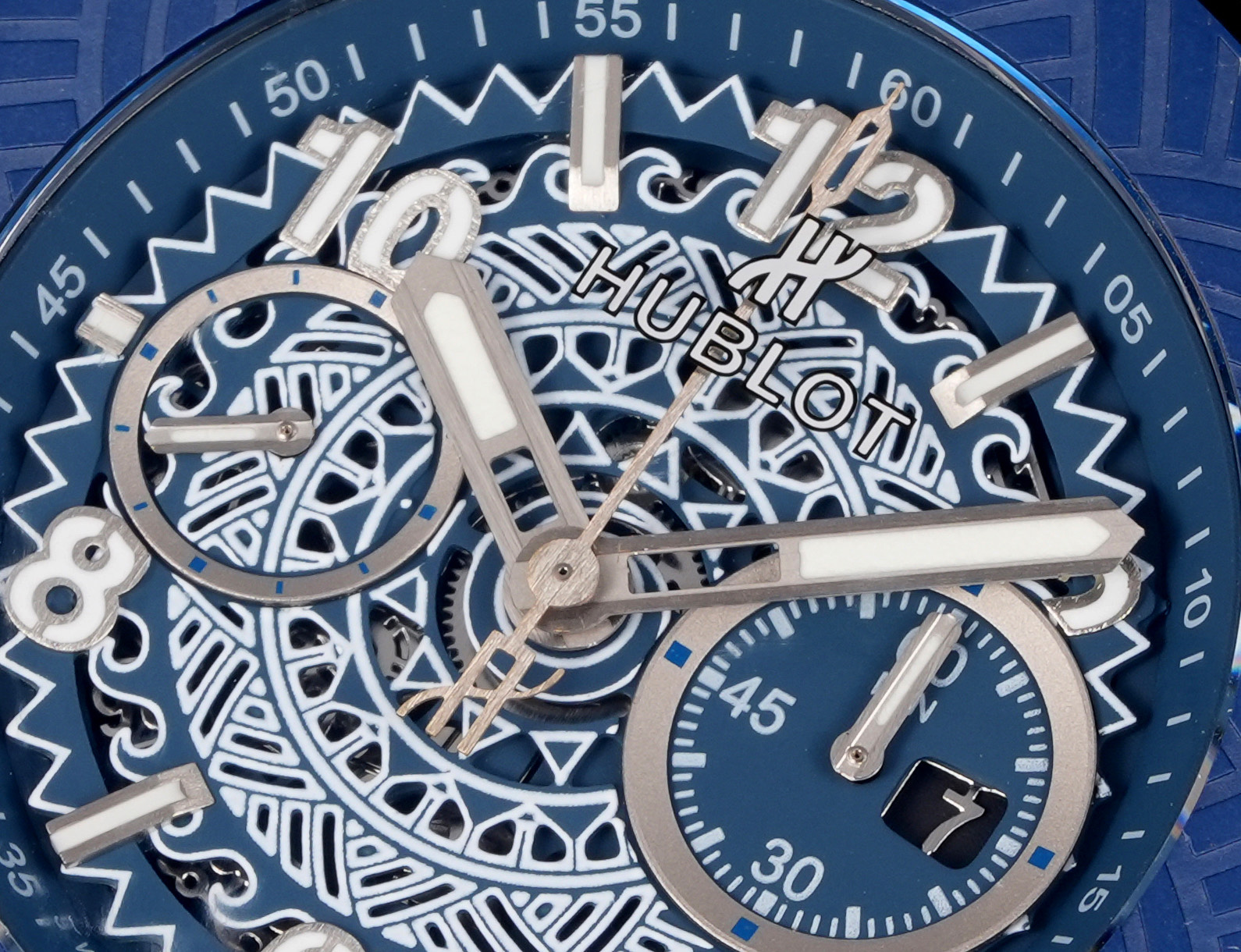 1650💰HBF  FACTORY  V2版 宇舶(恒宝)HUBLOT ——英勇无畏，拳拳出击，简称“HUB”“恒宝”，BigBang大爆炸元素材料计时码表v2版❶表壳采用进口316精钢材料 设计感爆炸❷搭载7750改“HUB1242”自动机芯 计时瞬启与一键飞返 完美还原原装功能 二次增重自动摆坨 达到更稳定的走时和超低返修率❸表带采用天然橡树橡胶表带 超强防水 柔软舒适❹表镜采用天然蓝宝石玻璃 耐磨耐刮 通透零瑕疵          作为一个年轻的品牌 宇舶以张扬的个性和独特的设计在高端制造下重抹一笔青春活力 将与大家一同感受年轻的自由！！！