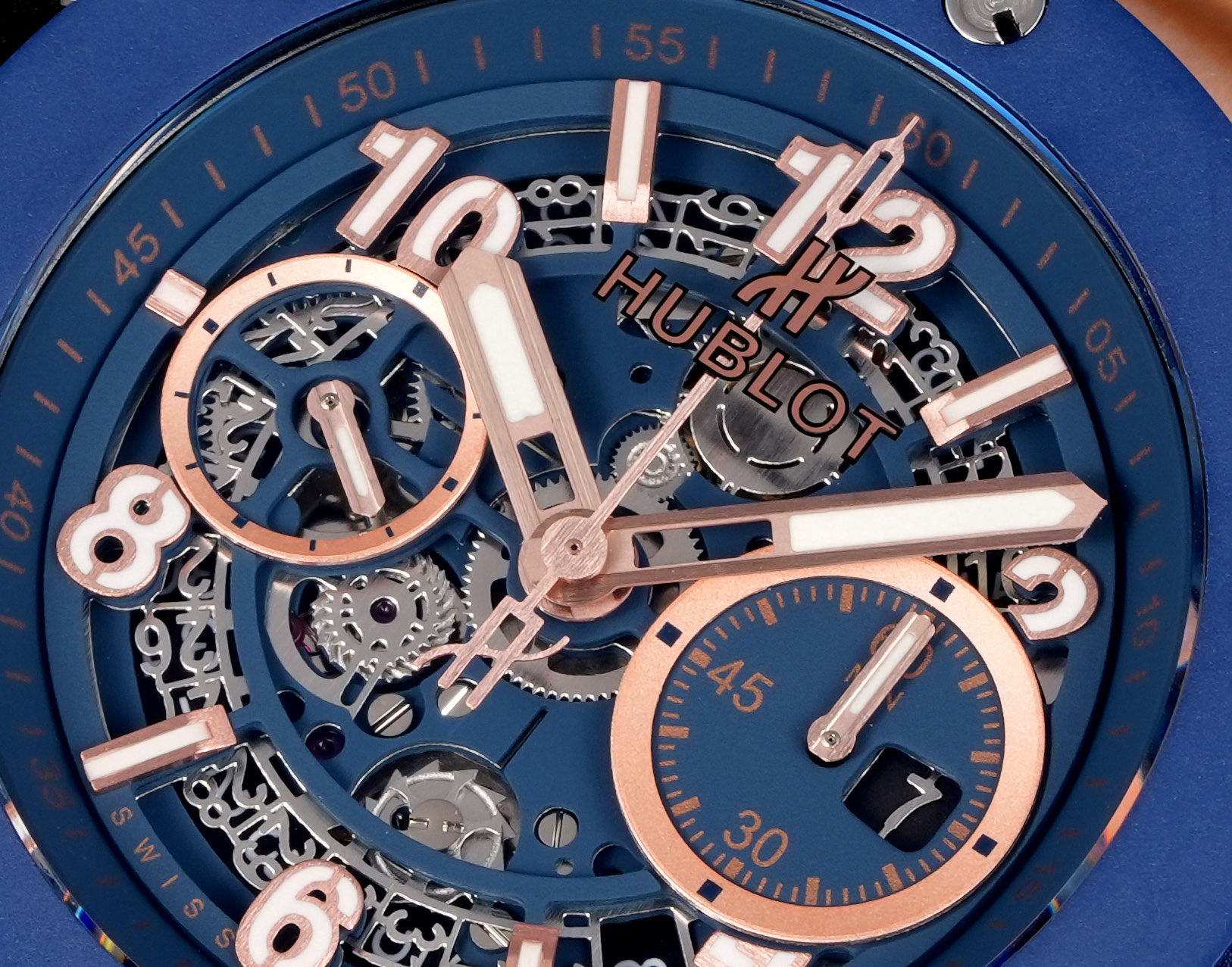 1650💰HBF  FACTORY  V2版 宇舶(恒宝)HUBLOT ——英勇无畏，拳拳出击，简称“HUB”“恒宝”，BigBang大爆炸元素材料计时码表v2版❶表壳采用进口316精钢材料 设计感爆炸❷搭载7750改“HUB1242”自动机芯 计时瞬启与一键飞返 完美还原原装功能 二次增重自动摆坨 达到更稳定的走时和超低返修率❸表带采用天然橡树橡胶表带 超强防水 柔软舒适❹表镜采用天然蓝宝石玻璃 耐磨耐刮 通透零瑕疵          作为一个年轻的品牌 宇舶以张扬的个性和独特的设计在高端制造下重抹一笔青春活力 将与大家一同感受年轻的自由！！！