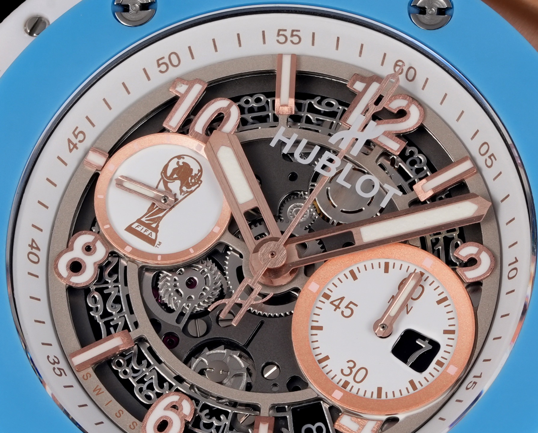 1650💰HBF  FACTORY  V2版 宇舶(恒宝)HUBLOT ——英勇无畏，拳拳出击，简称“HUB”“恒宝”，BigBang大爆炸元素材料计时码表v2版❶表壳采用进口316精钢材料 设计感爆炸❷搭载7750改“HUB1242”自动机芯 计时瞬启与一键飞返 完美还原原装功能 二次增重自动摆坨 达到更稳定的走时和超低返修率❸表带采用天然橡树橡胶表带 超强防水 柔软舒适❹表镜采用天然蓝宝石玻璃 耐磨耐刮 通透零瑕疵          作为一个年轻的品牌 宇舶以张扬的个性和独特的设计在高端制造下重抹一笔青春活力 将与大家一同感受年轻的自由！！！