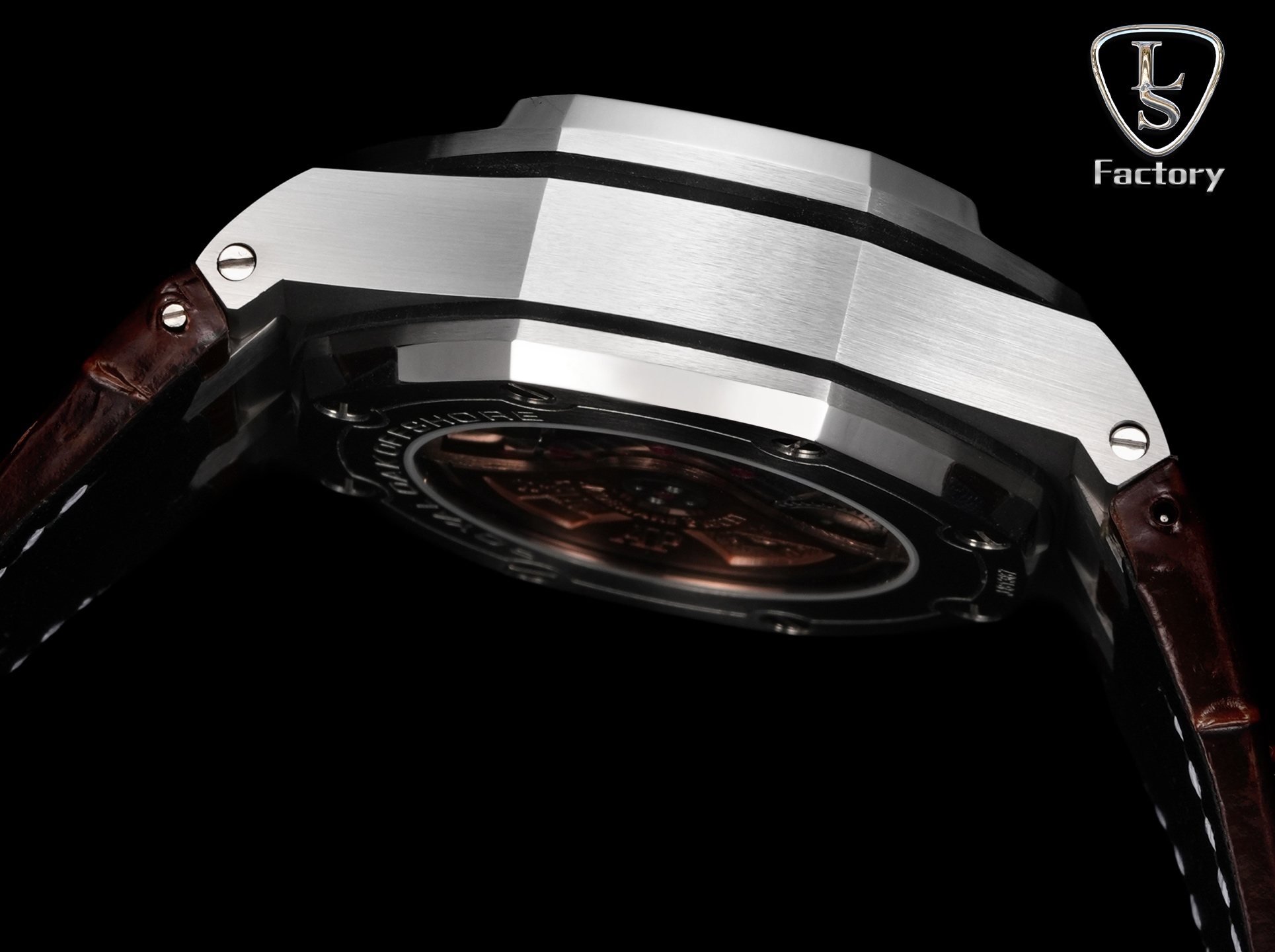 오데마 피게 로얄 오크 오프쇼어 크로노그래프 125186 썸네일 이미지