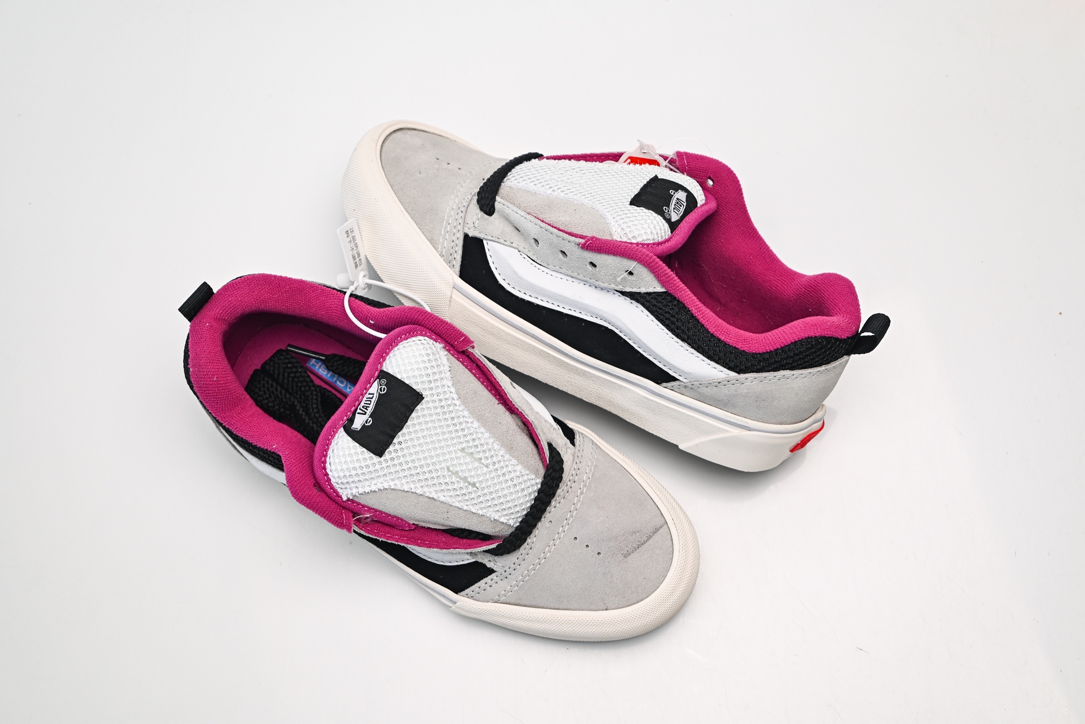 Vans Knu Skool CL 万斯范斯低帮休闲运动帆布滑板鞋 薄底 纯硫化 可盐可咸 夏季百搭神器 VN0007QDWHT 白黑紫-Top High Quatity Cheap Sneakers Fashion Clothing Clothes Bags handbags Shoes of all Brand wholesale With The best Quality And Beautiful Price from China Factory Chinese suppliers wholesaler seller Vans Knu Skool CL 万斯范斯低帮休闲运动帆布滑板鞋 薄底 纯硫化 可盐可咸 夏季百搭神器 VN0007QDWHT 白黑紫