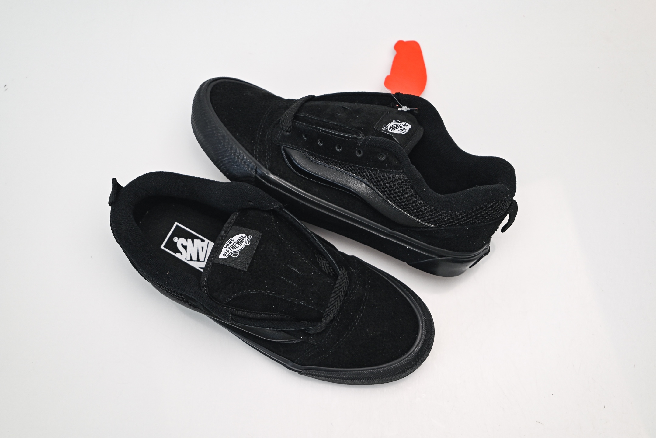 Vans Knu Skool CL 万斯范斯低帮休闲运动帆布滑板鞋 面包鞋 薄底 纯硫化 可盐可咸 夏季百搭神器 VN0009QCBKA 全黑黑武士-Top High Quatity Cheap Sneakers Fashion Clothing Clothes Bags handbags Shoes of all Brand wholesale With The best Quality And Beautiful Price from China Factory Chinese suppliers wholesaler seller Vans Knu Skool CL 万斯范斯低帮休闲运动帆布滑板鞋 面包鞋 薄底 纯硫化 可盐可咸 夏季百搭神器 VN0009QCBKA 全黑黑武士