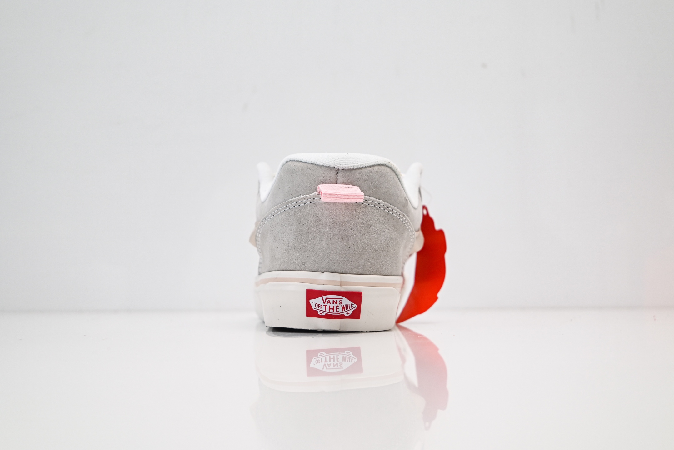 Vans Knu Skool CL 万斯范斯低帮休闲运动帆布滑板鞋 面包鞋 薄底 纯硫化 可盐可咸 夏季百搭神器 VN0009QCPNK 灰粉-Top High Quatity Cheap Sneakers Fashion Clothing Clothes Bags handbags Shoes of all Brand wholesale With The best Quality And Beautiful Price from China Factory Chinese suppliers wholesaler seller Vans Knu Skool CL 万斯范斯低帮休闲运动帆布滑板鞋 面包鞋 薄底 纯硫化 可盐可咸 夏季百搭神器 VN0009QCPNK 灰粉