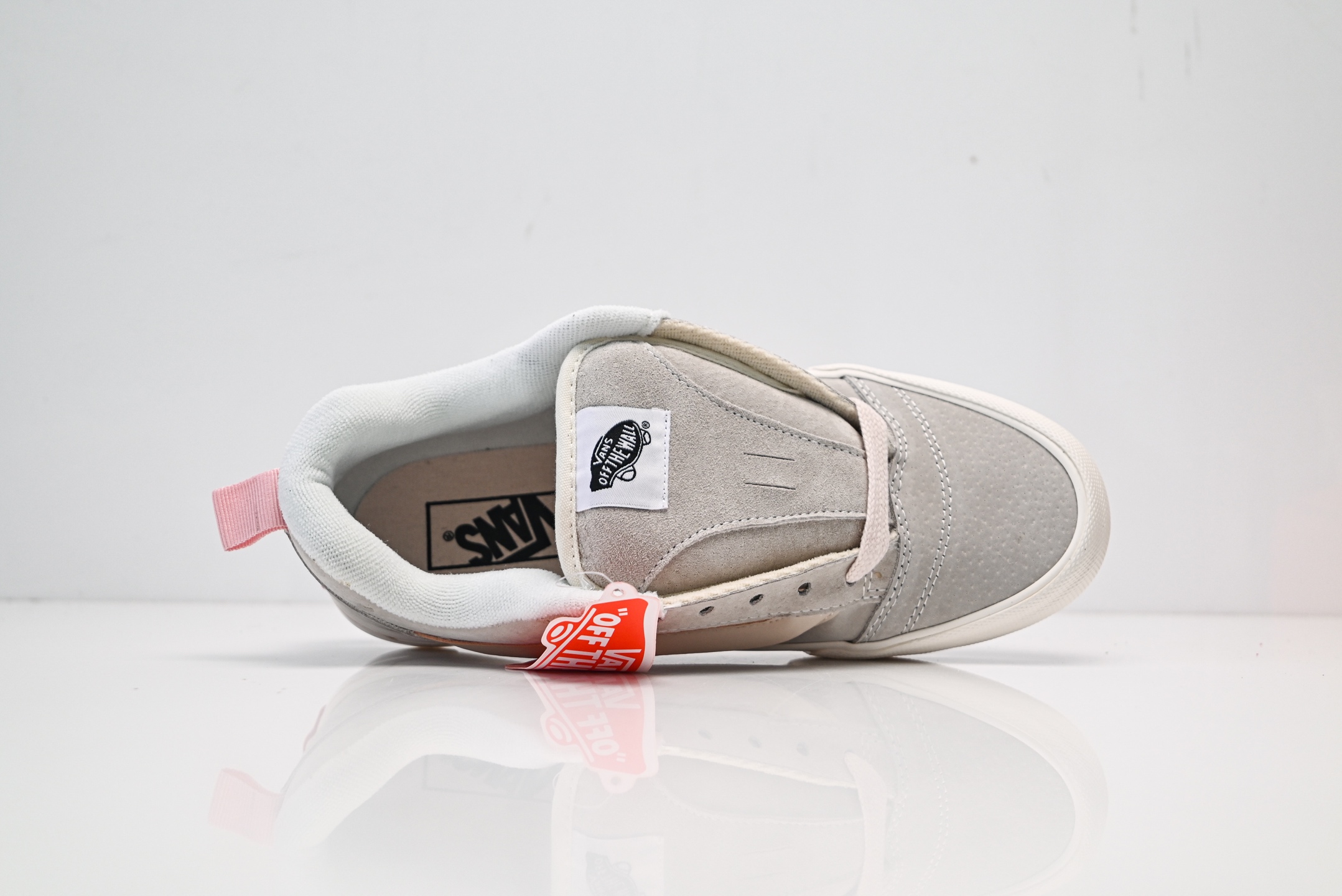 Vans Knu Skool CL 万斯范斯低帮休闲运动帆布滑板鞋 面包鞋 薄底 纯硫化 可盐可咸 夏季百搭神器 VN0009QCPNK 灰粉-Top High Quatity Cheap Sneakers Fashion Clothing Clothes Bags handbags Shoes of all Brand wholesale With The best Quality And Beautiful Price from China Factory Chinese suppliers wholesaler seller Vans Knu Skool CL 万斯范斯低帮休闲运动帆布滑板鞋 面包鞋 薄底 纯硫化 可盐可咸 夏季百搭神器 VN0009QCPNK 灰粉