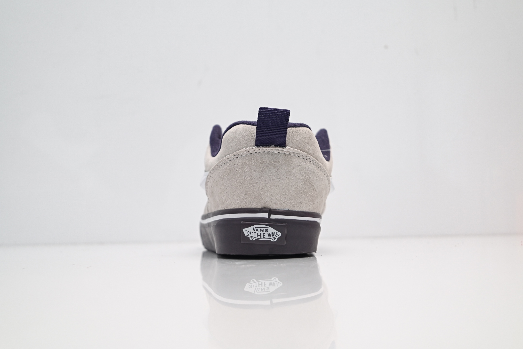 Vans Knu Skool CL 万斯范斯低帮休闲运动帆布滑板鞋 面包鞋 薄底 纯硫化 可盐可咸 夏季百搭神器 VN0009QCPRP 灰黑-Top High Quatity Cheap Sneakers Fashion Clothing Clothes Bags handbags Shoes of all Brand wholesale With The best Quality And Beautiful Price from China Factory Chinese suppliers wholesaler seller Vans Knu Skool CL 万斯范斯低帮休闲运动帆布滑板鞋 面包鞋 薄底 纯硫化 可盐可咸 夏季百搭神器 VN0009QCPRP 灰黑