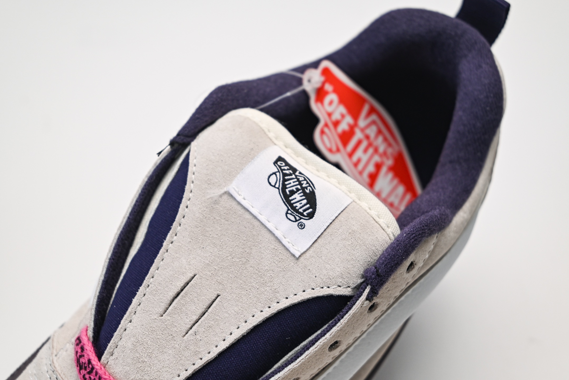 Vans Knu Skool CL 万斯范斯低帮休闲运动帆布滑板鞋 面包鞋 薄底 纯硫化 可盐可咸 夏季百搭神器 VN0009QCPRP 灰黑-Top High Quatity Cheap Sneakers Fashion Clothing Clothes Bags handbags Shoes of all Brand wholesale With The best Quality And Beautiful Price from China Factory Chinese suppliers wholesaler seller Vans Knu Skool CL 万斯范斯低帮休闲运动帆布滑板鞋 面包鞋 薄底 纯硫化 可盐可咸 夏季百搭神器 VN0009QCPRP 灰黑