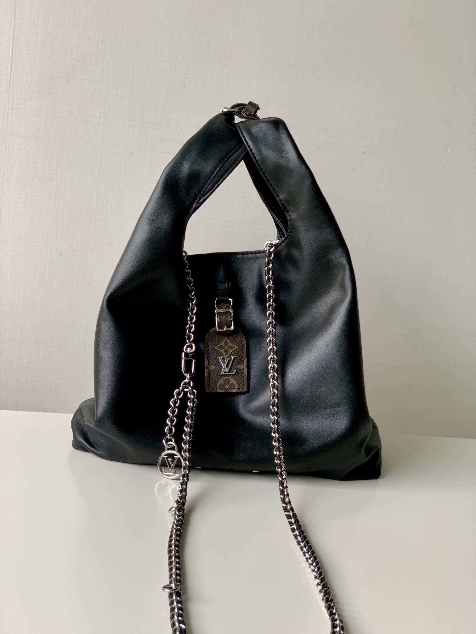 루이비통 M11266 모노그램 코팅 캔버스 트림, 모노그램 자카드 안감, 금속 Louis Vuitton Bag