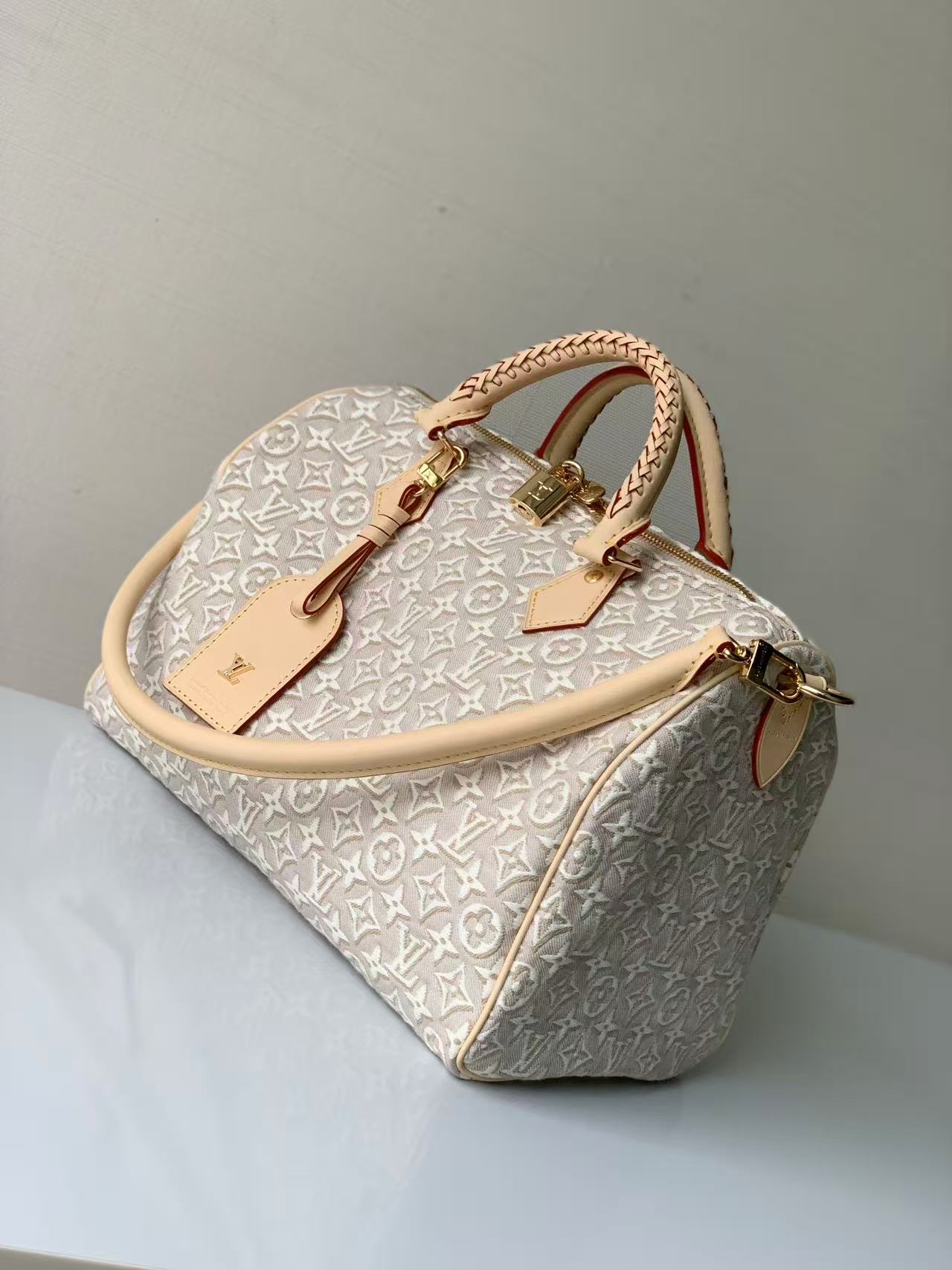 Louis Vuitton M28479 everyday