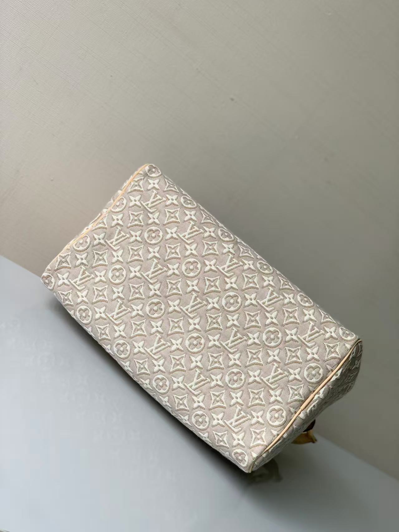 Louis Vuitton M28479 everyday