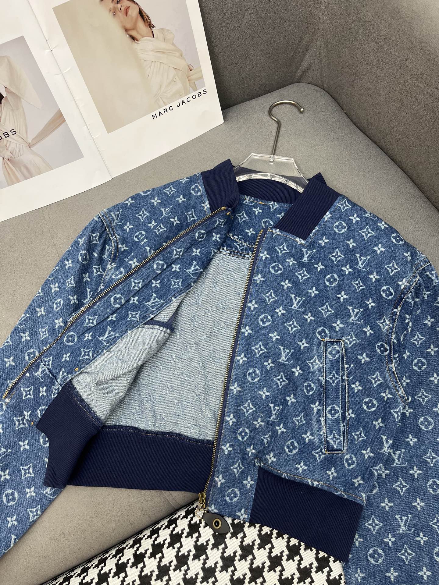 Louis Vuitton Women's 25SS Denim Jacquard Short Jacket - Stylish & Chic 6 i1751211974084 2568 0 6